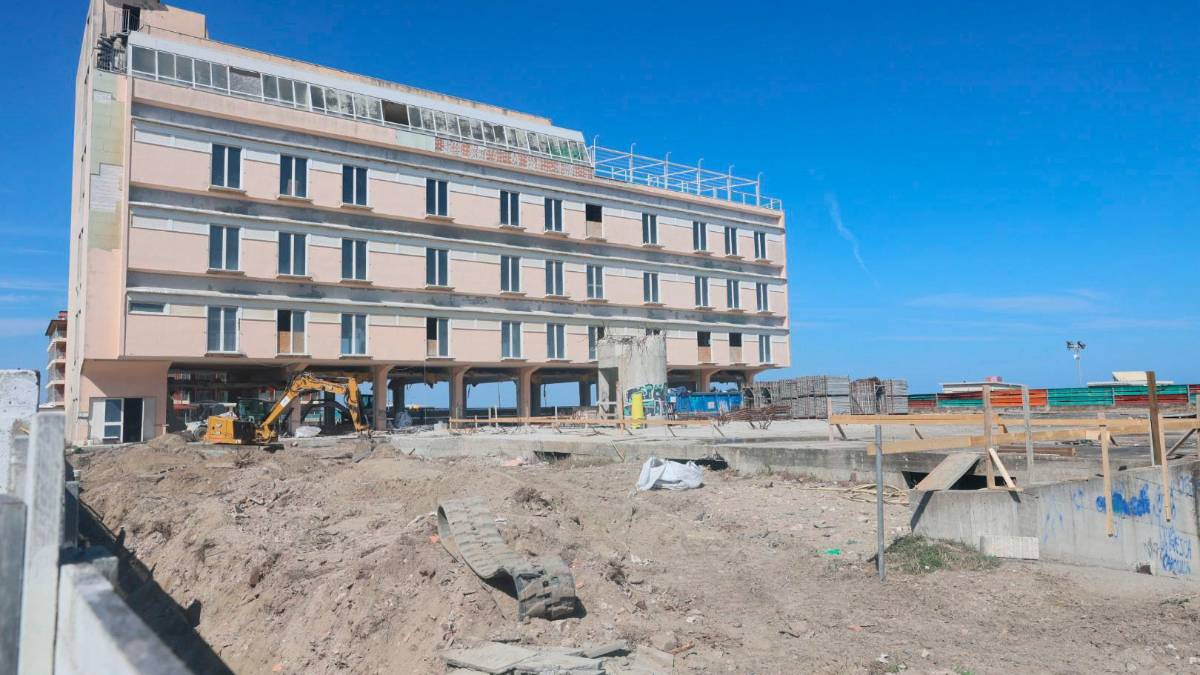 Cesenatico, al via i lavori per trasformare l’ex Colonia Santa Monica in un moderno albergo a pochi passi dalla spiaggia