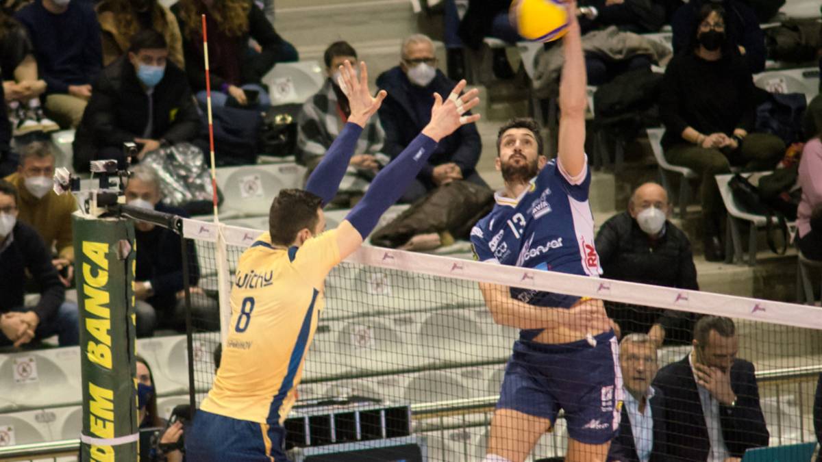 Volley Superlega, la Consar Rcm con Cisterna per l'ultimo assalto alla prima vittoria
