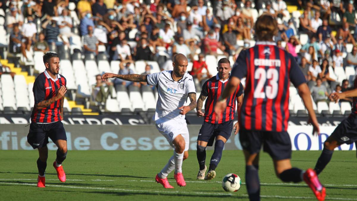 Calcio C, il calendario di Cesena e Imolese fino a Natale