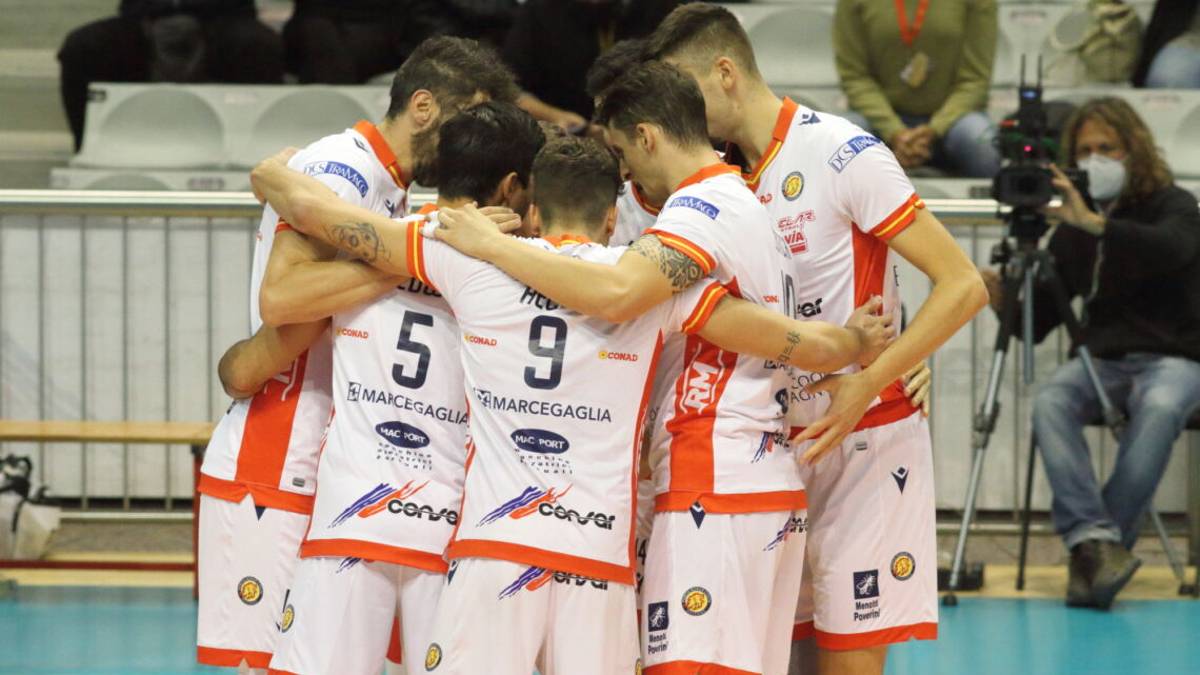 Volley Superlega, la Consar prepara l'assalto al Tonno Callipo