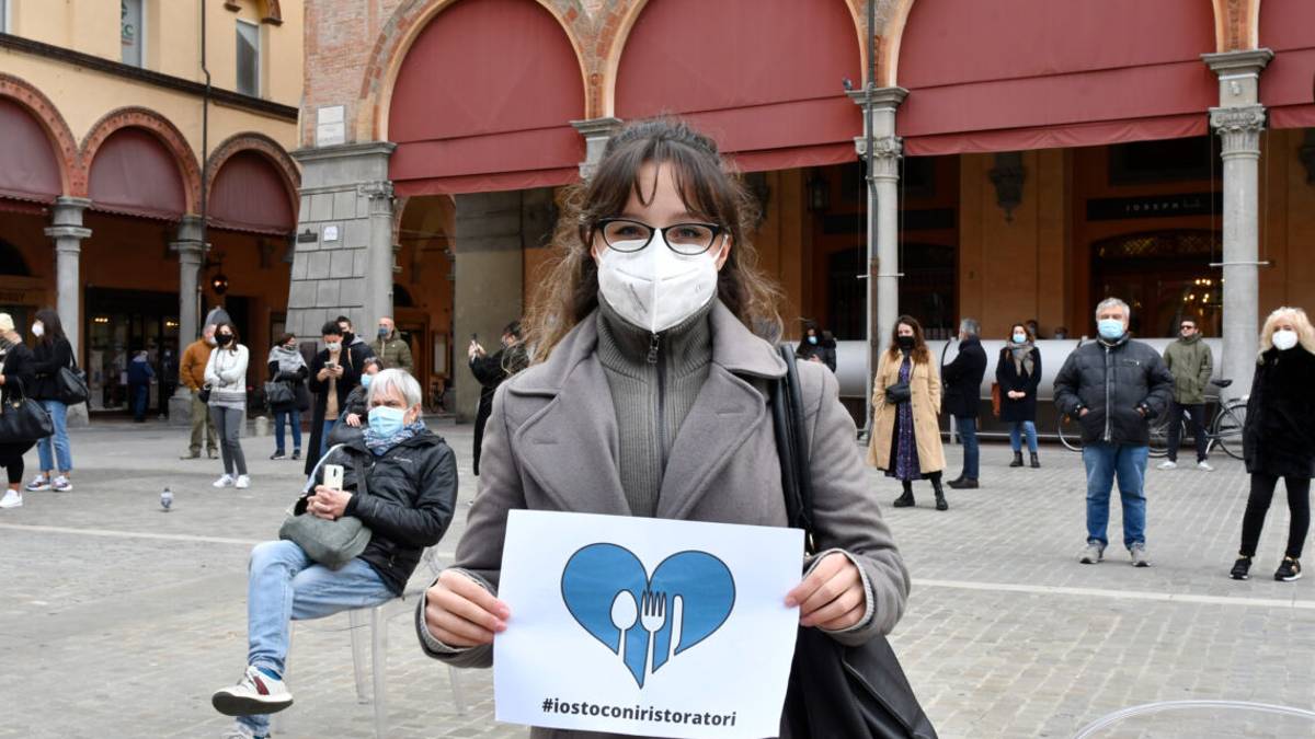 Imola, la protesta: Abbiamo rispettato le regole ma siamo puniti