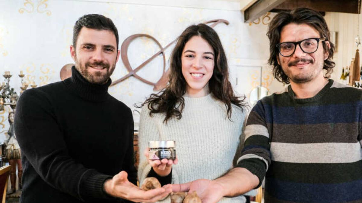 Quel fermento che trasforma l’aglio da bianco a nero. La storia della startup Nerofermento
