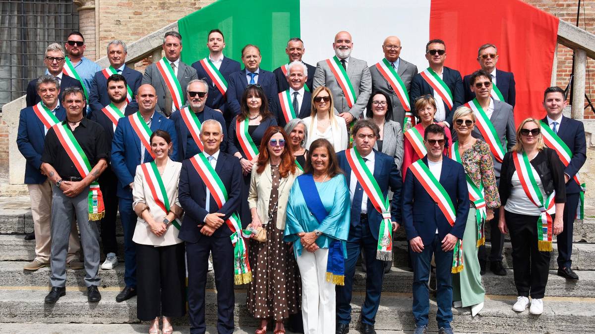 Rimini, le celebrazioni della Festa della Repubblica. Ecco gli insigniti delle onorificenzeGALLERY