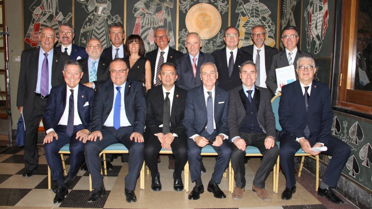 Il Lions Club Forlì Host dona una cucina alla mensa dei poveri
