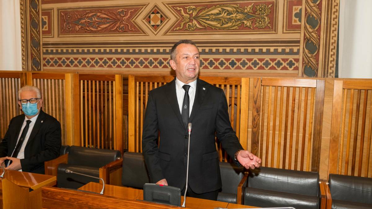 Calcio, Tura confermato presidente della Federazione di San Marino
