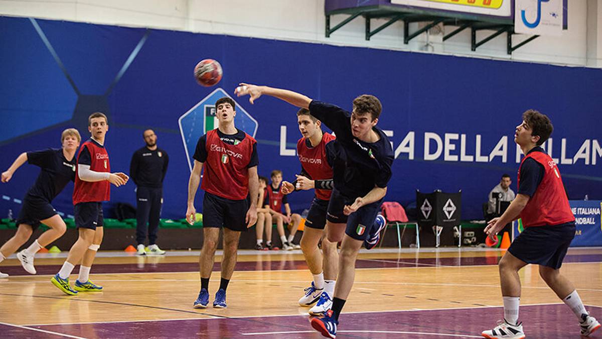 Pallamano, stage azzurro per Rinaldo e Tontini