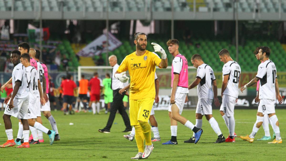 Calcio C, il Cesena e Nardi si separano: caccia a un nuovo portiere