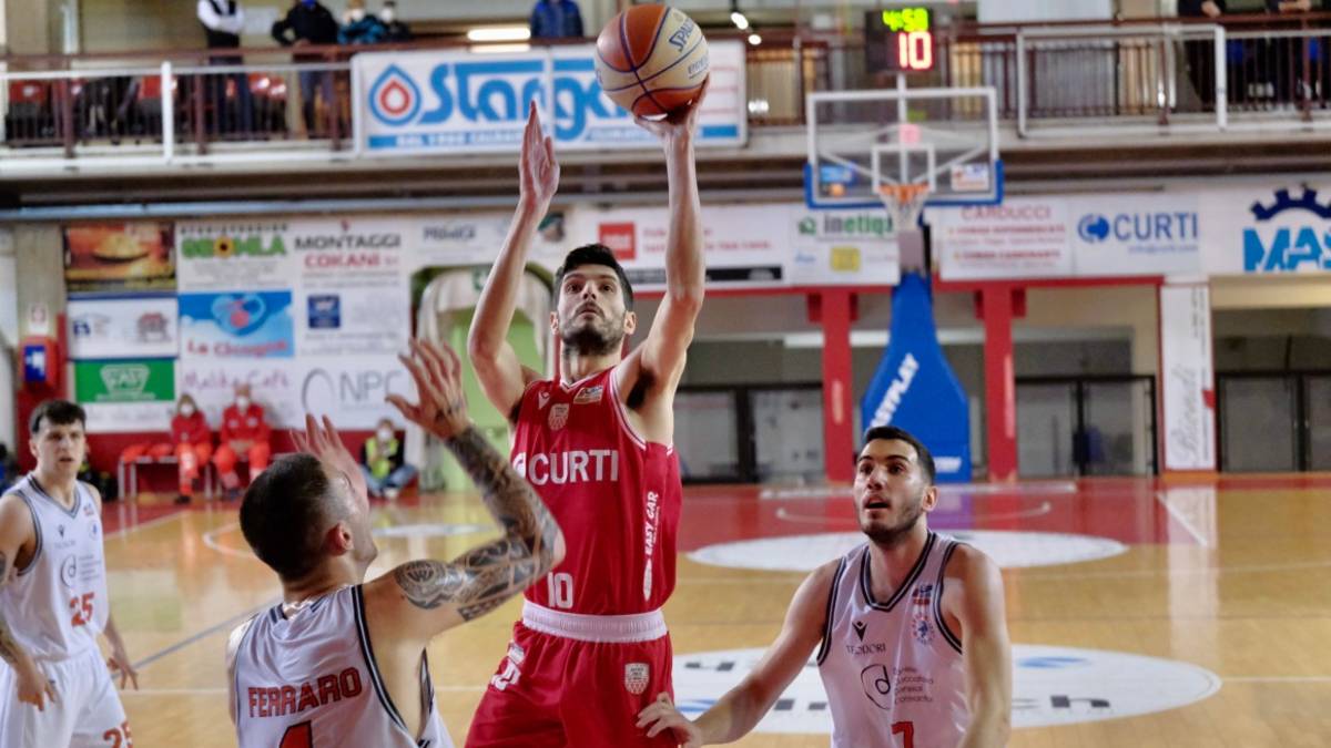 Basket B, Andrea Costa: Carnovali resta ed è in arrivo Pasqualin