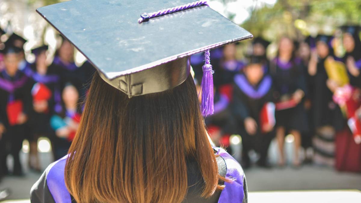 Lavoro a Forlì-Cesena e Rimini: trimestre di caccia ai laureati