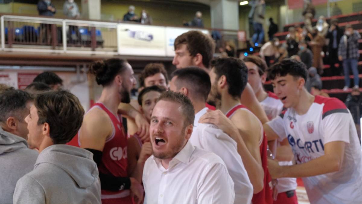 Basket B, Imola supera Faenza, Rimini batte Montegranaro. Cesena ko a Jesi