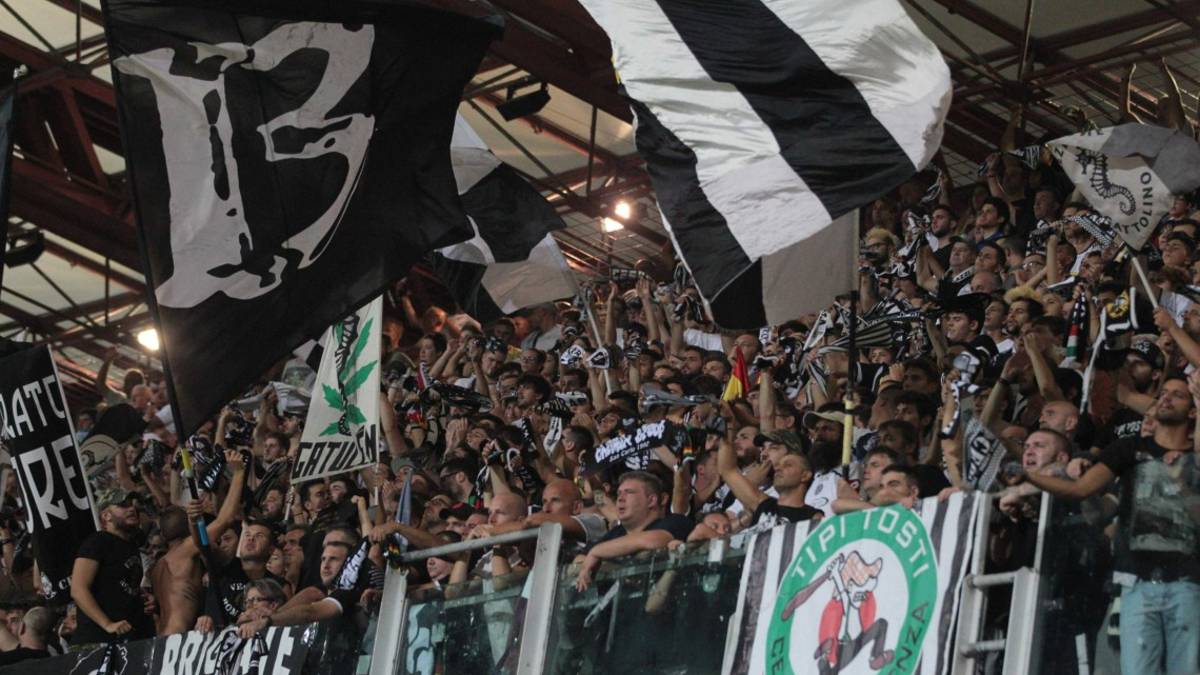 Calcio C, nessuna limitazione per i tifosi del Cesena a Reggio Emilia