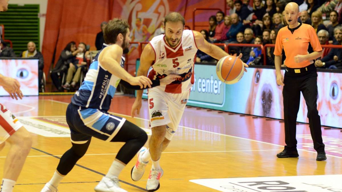 Basket A2, Forlì riparte da Giachetti