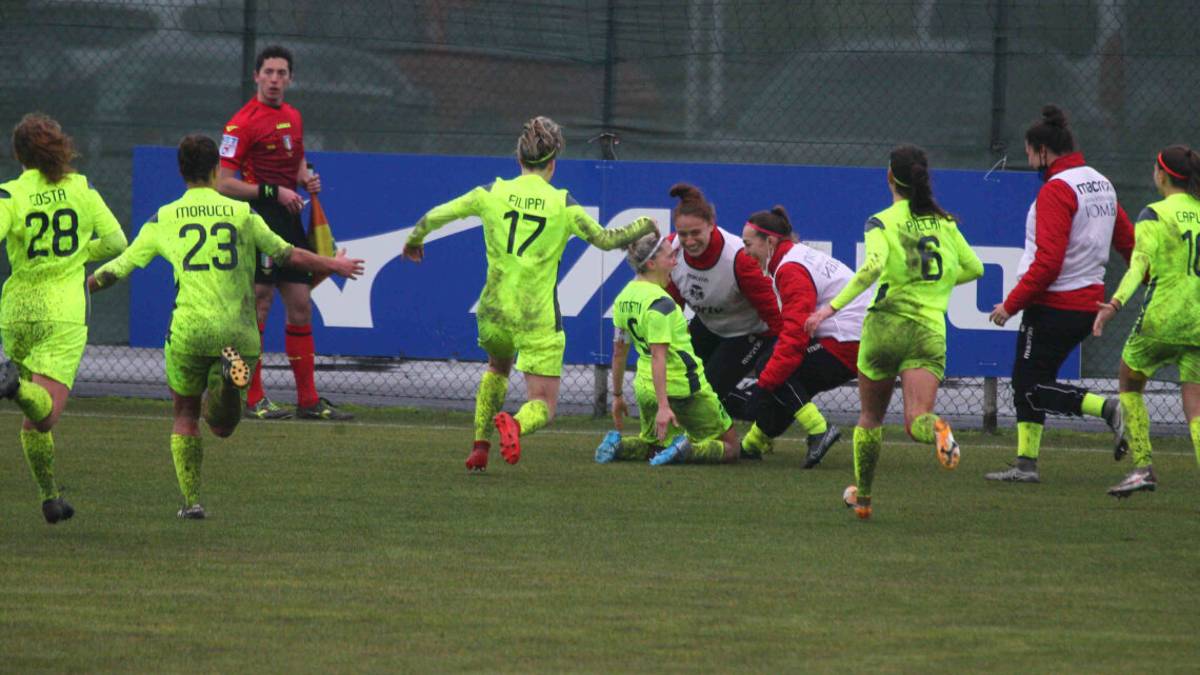 Calcio B donne, il Ravenna vince il derby di Cesena (0-2)
