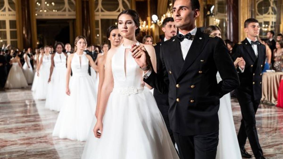 Gran Ballo Viennese di Roma: una ragazza di Faenza rappresenta l'Emilia-Romagna