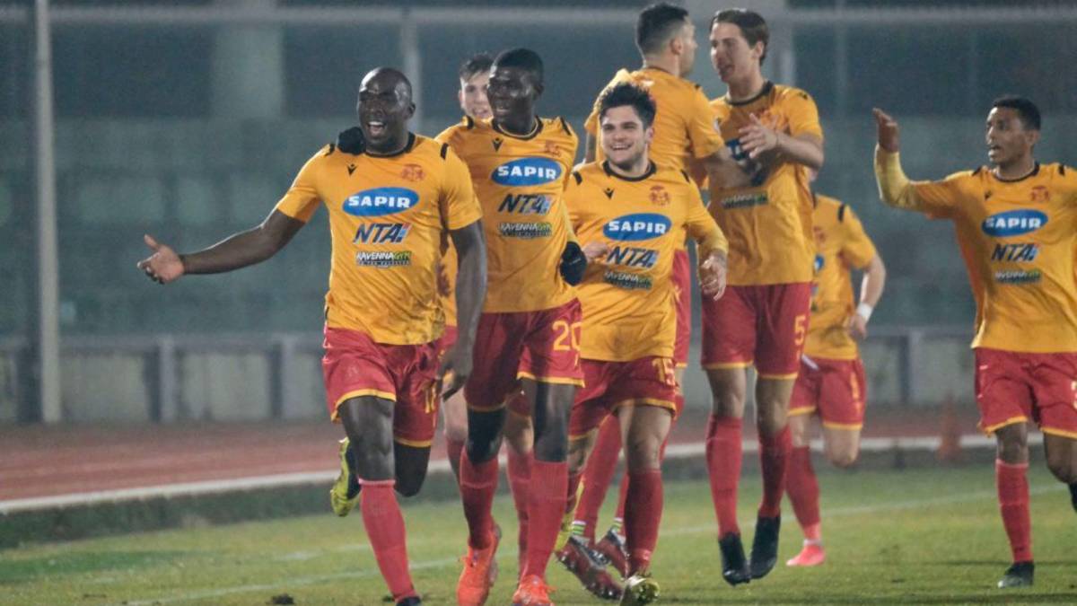 Calcio Serie C, Ravenna senza paura a San Benedetto