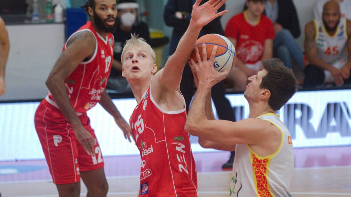 Basket A2, l'OraSì cambia orario