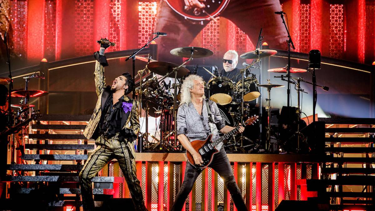 Queen a Bologna posticipati al 2022