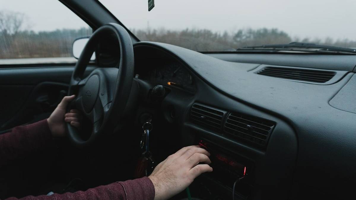 Rimini, muore per un attacco cardiaco mentre era in auto lungo la Marecchiese