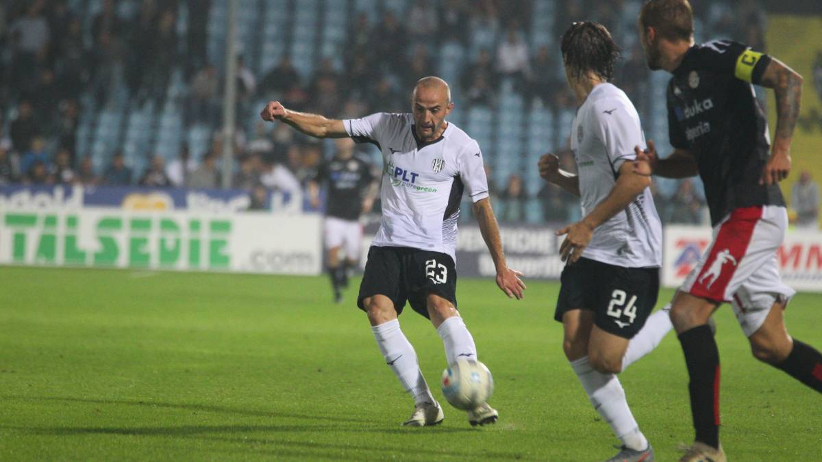 Calcio D, Roberto Sabato ha firmato per il Forlì