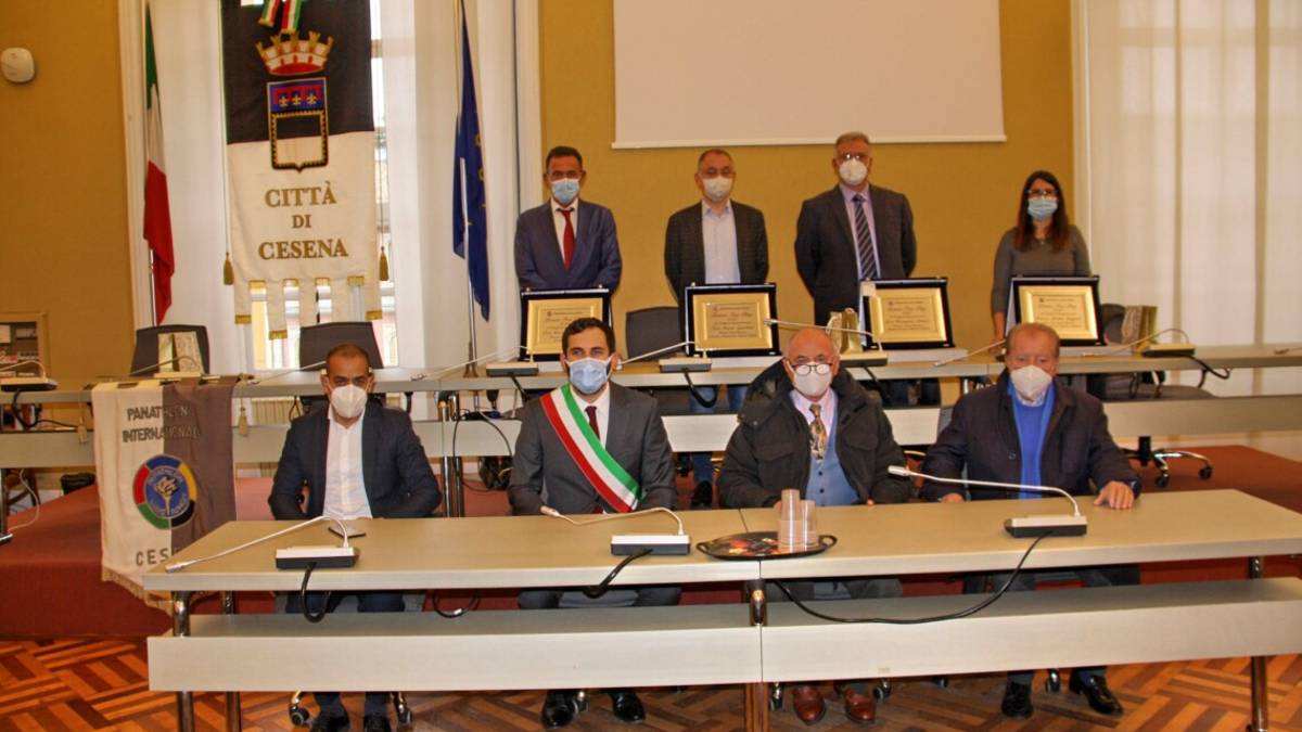 A Cesena un premio a medici e infermieri dal Panathlon