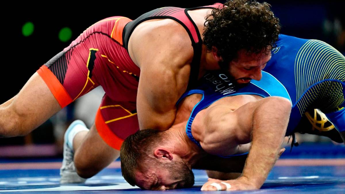Myles Amine Mularoni è in finale per la medaglia di bronzo alle Olimpiadi di Parigi nella lotta -86 kg