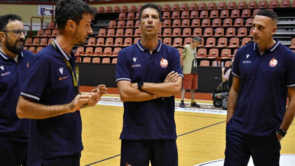 Basket A2, tutti i nomi dello staff dell'Unieuro