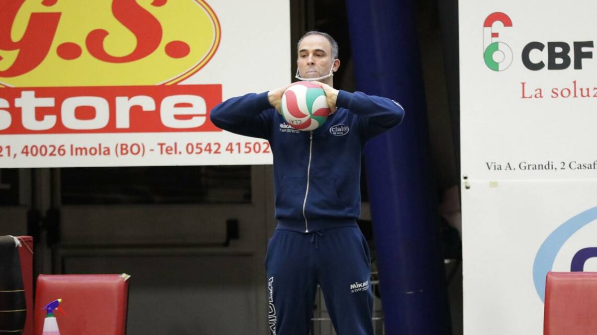 Volley B1 donne, scossa alla Clai Imola: il tecnico Turrini si è dimesso