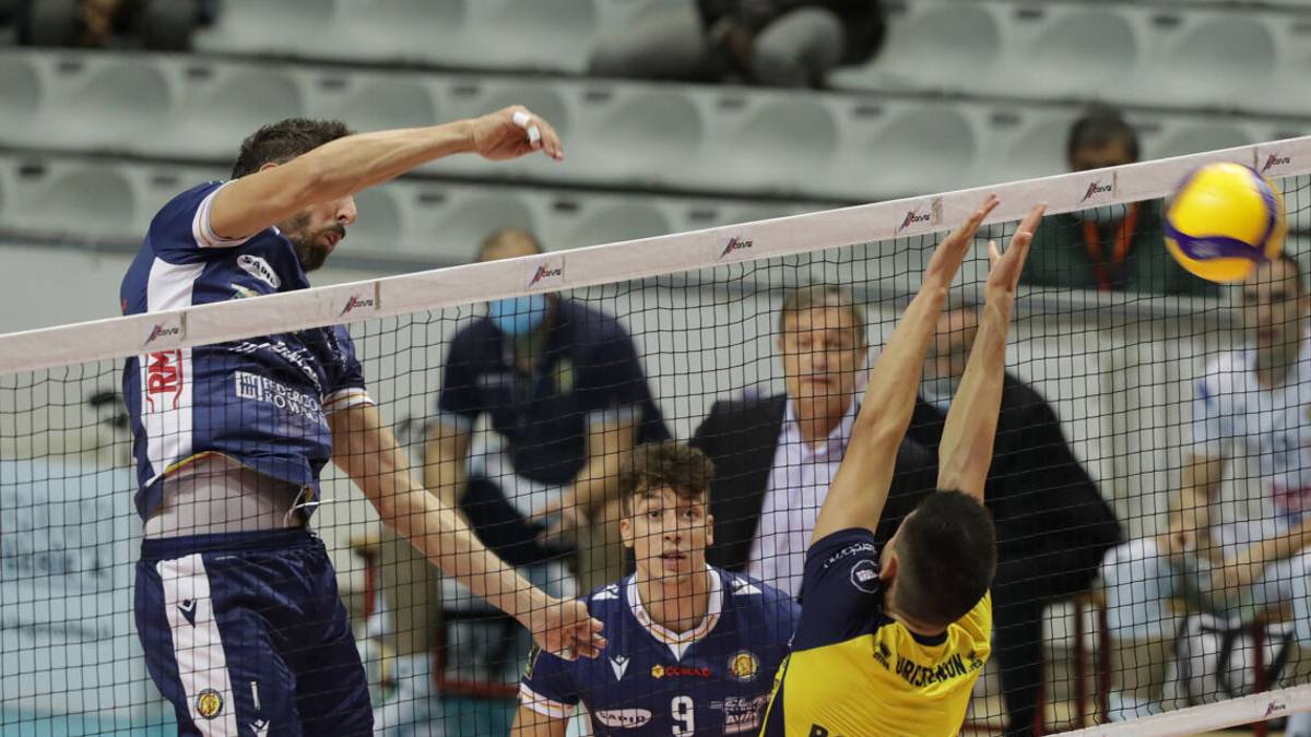 Volley Superlega, una bella Consar si arrende al Modena (1-3)