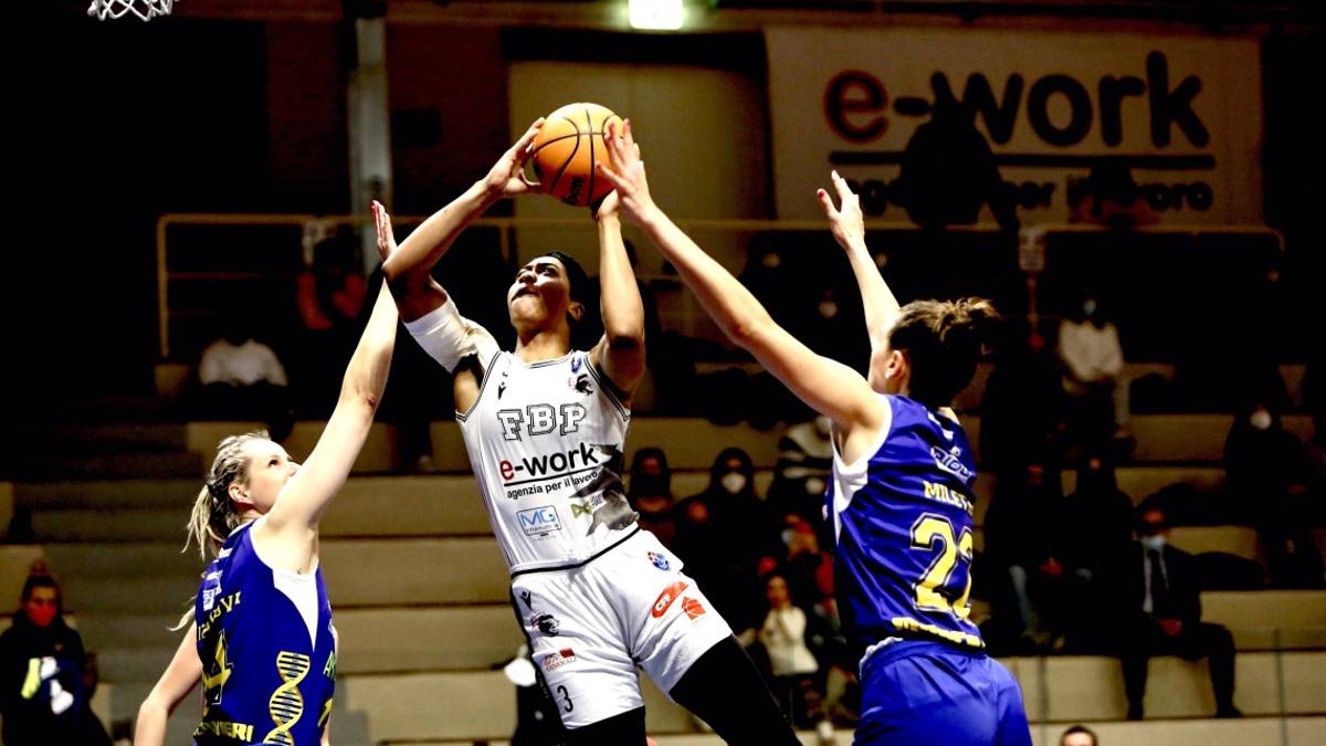 Basket A1 donne, pazzesca rimonta della E-Work con super Kunaiyi-Akpanah (54-51)