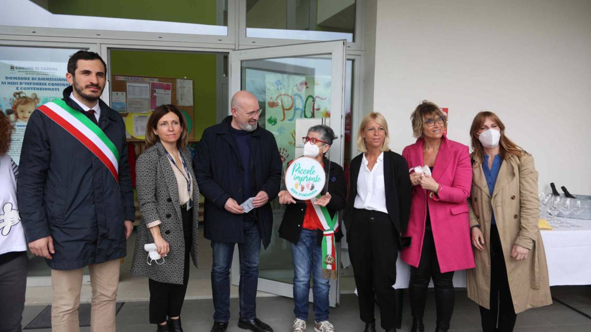Nido di Bora e scuola media ristrutturata a Mercato Saraceno: il taglio del nastro con Bonaccini - Gallery