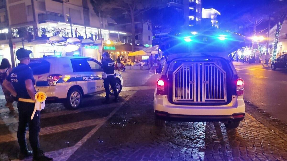 Rimini, sanzionate 15 prostitute