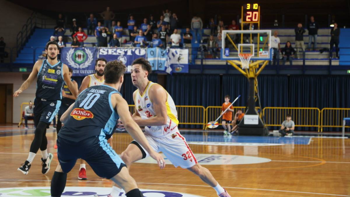 Basket A2, OraSì al Carisport: ingresso gratis per i tesserati di Cesena 2005, Livio Neri e Nuova Virtus