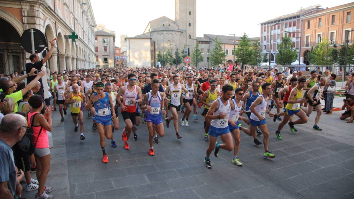 Podismo, l'11 giugno a Cesena torna la Notturna di San Giovanni