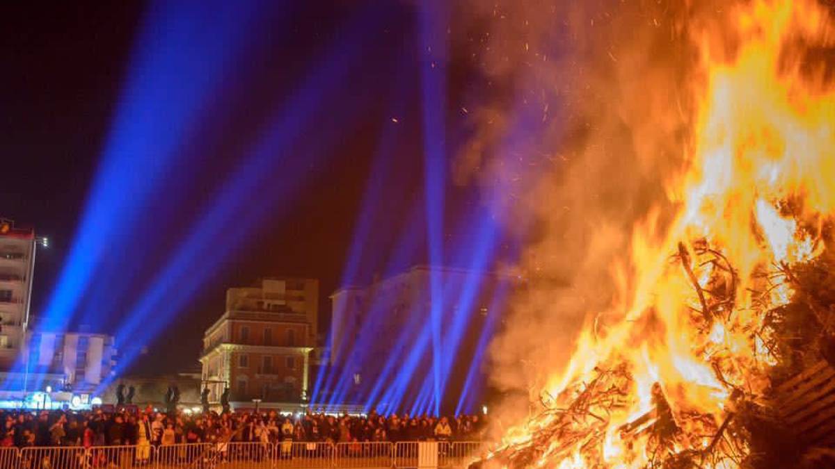 Riccione, la fugaracia sabato 18 marzo di fronte al Giardino sul mare