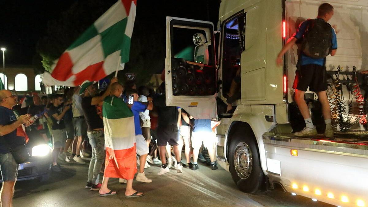 Italia campione d'Europa, a Ravenna tutti pazzi per gli azzurri
