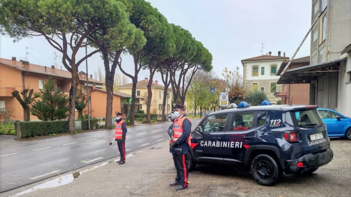 Borgo Tossignano, 30enne col braccialetto antistalking