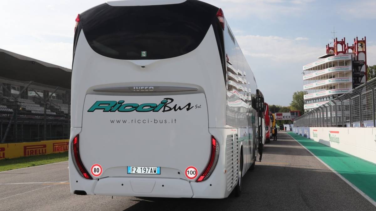 Imola, aziende trasporti: O garantiamo i servizi bus o paghiamo gli autisti