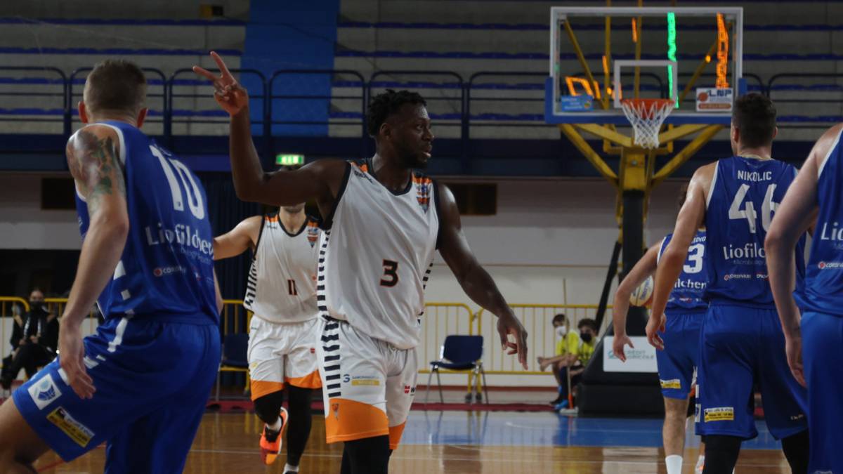 Basket B, i Tigers sbancano Teramo, sconfitte per Rimini, Imola e Faenza