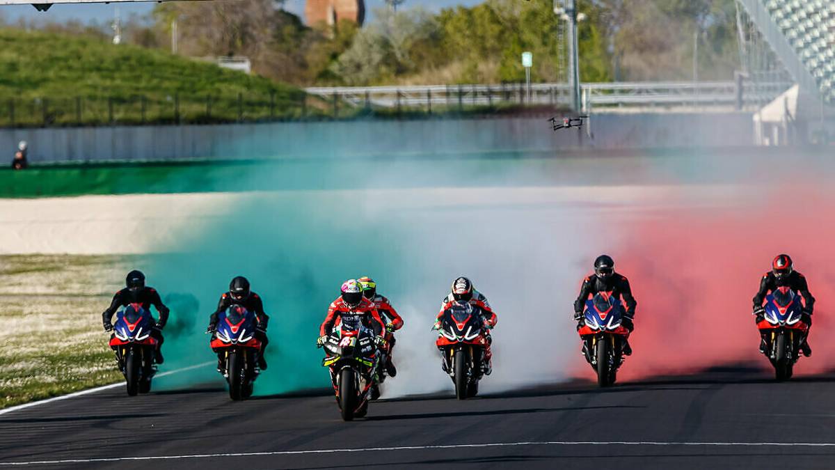 Motociclismo, l'Aprilia All Stars a Misano nel nome di Gresini - Gallery