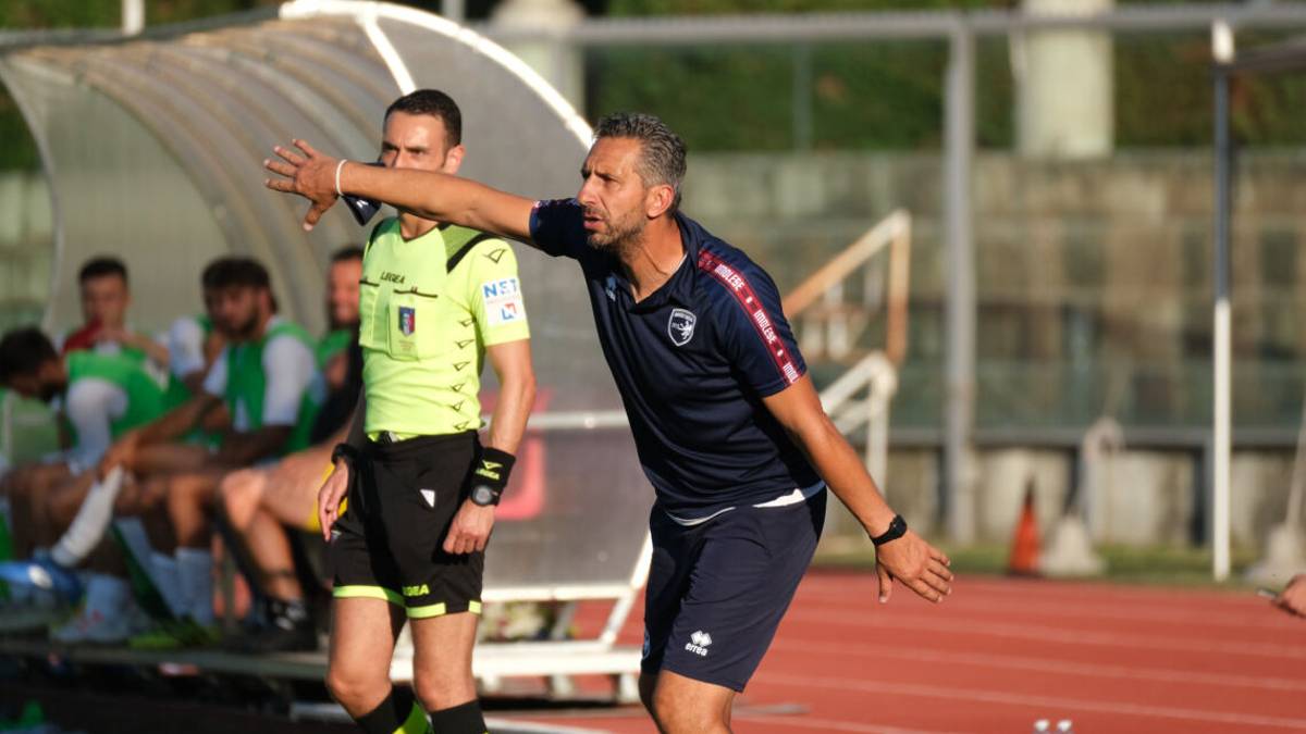 Calcio C, tre positivi: la Triestina chiede di giocare alle 16.30 con l'Imolese