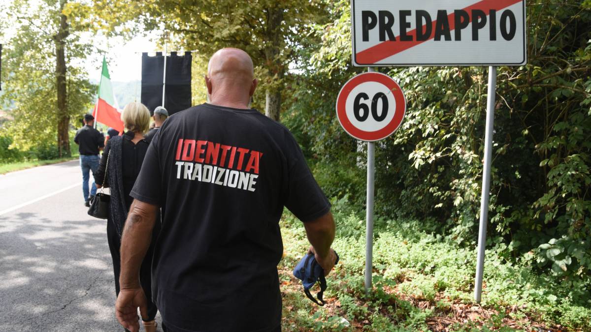 Apologia a Predappio, il sindaco replica alle accuse