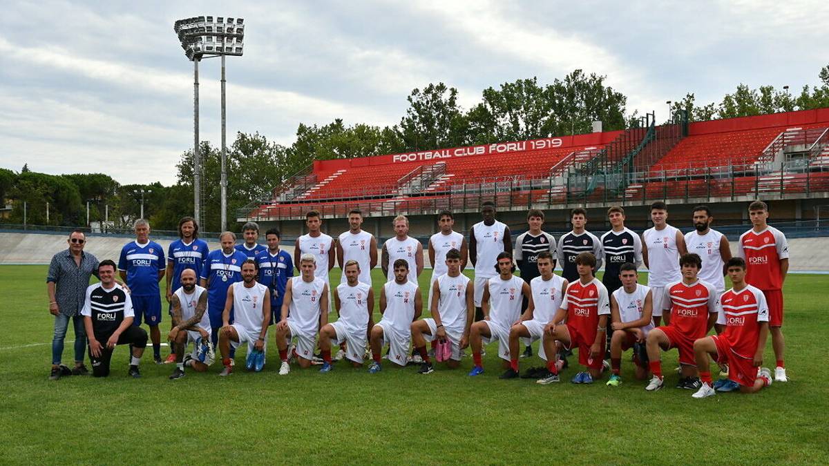 Calcio D, Cornacchini: A Forlì i tamponi sono negativi, quindi il clima è positivo VIDEO - GALLERY