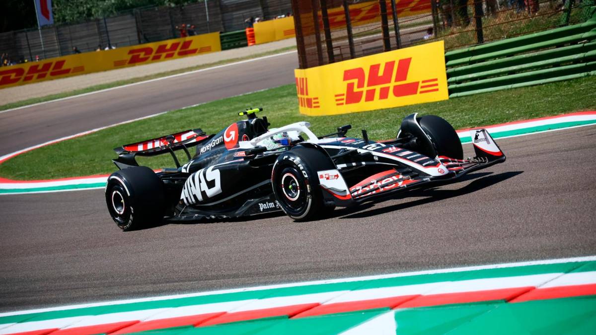 Formula 1 a Imola, Leclerc è il più veloce nelle libere: solo la sua Ferrari sfonda il muro dell’1.16 - Gallery