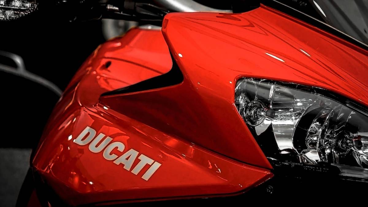Ducati, i dipendenti donano un'ora di stipendio alla Protezione Civile