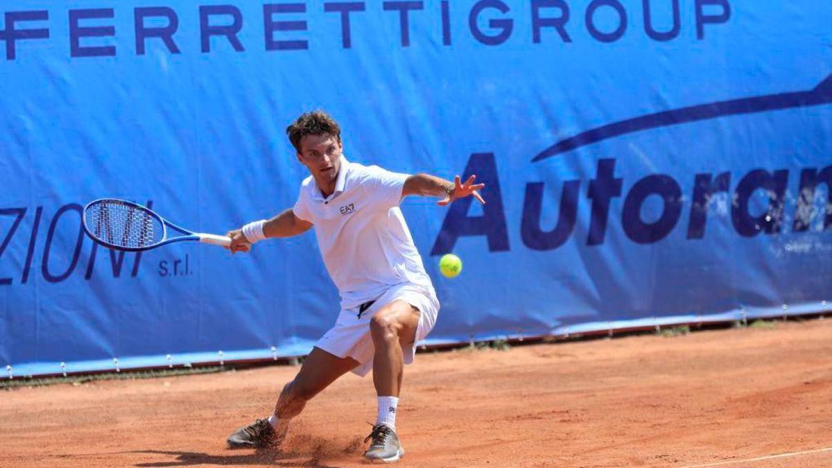 Daniel Bagnolini in azione sulla terra