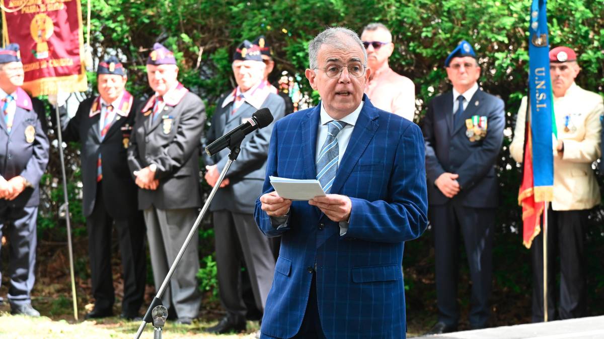 Il prefetto Rinaldo Argentieri va in pensione