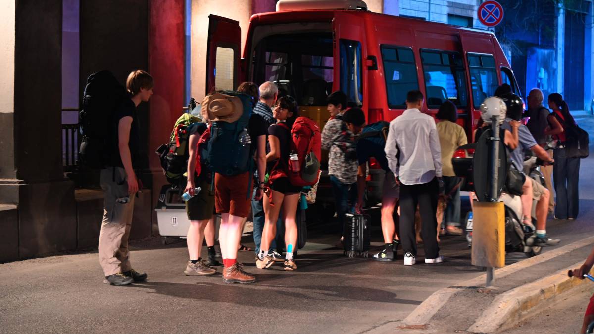 Forlì. Guasto alla linea, treno bloccato prima della stazione. Scatta l’evacuazione di 250 passeggeri
