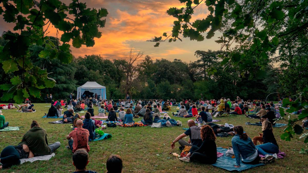 Il concerto all’alba al parco Tozzoni inaugurerà sabato mattina dalle 6 la nuova edizione della kermesse musicale