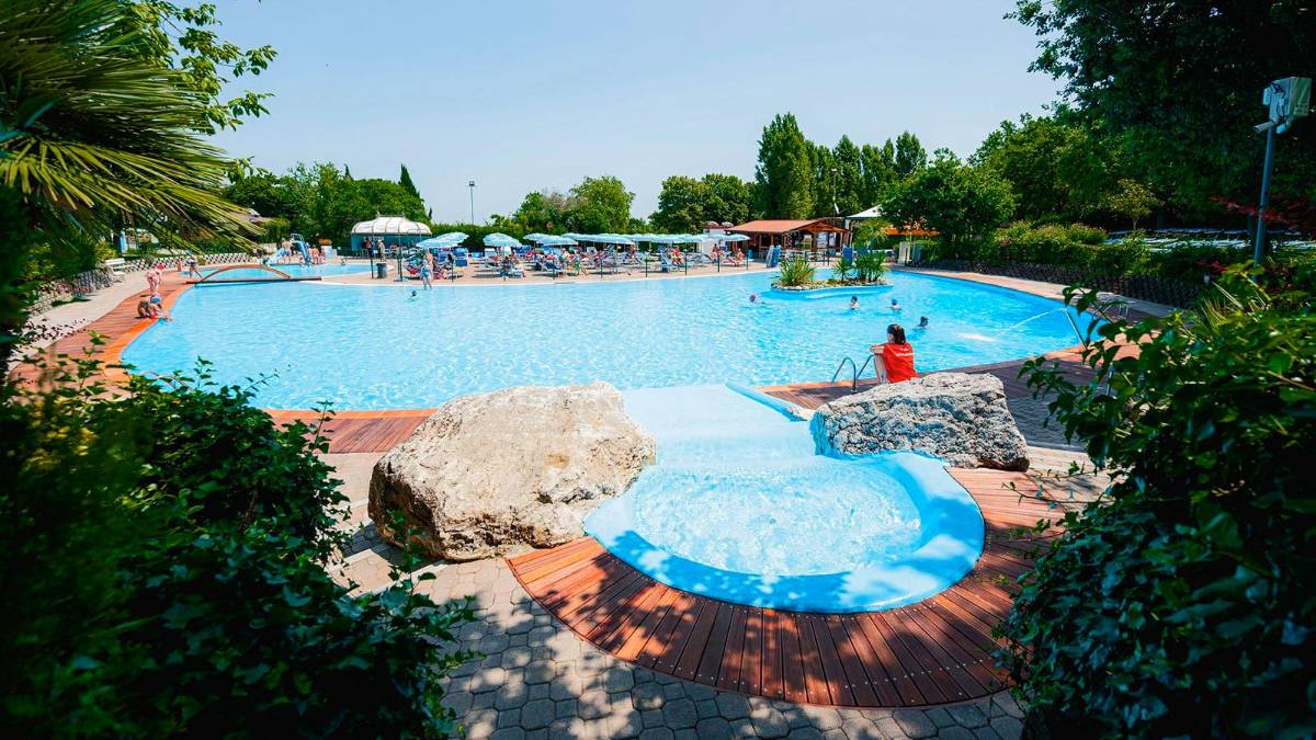 San Marino. Sta bene il bimbo di 4 anni che ha rischiato di annegare in piscina: è fuori pericolo