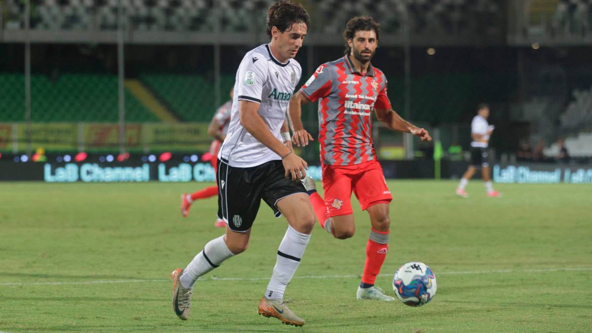 Cristian Shpendi contro Sebastiano Luperto (Zanotti)